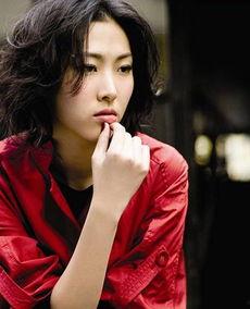 王若琳八卦,揭秘天后背后的八卦风云