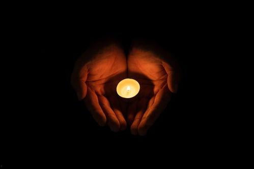 关于祈祷的图片,心灵与信仰的交汇