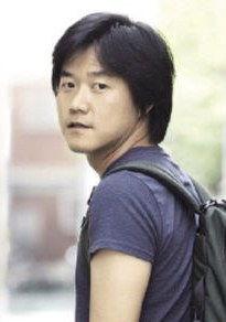 罗英石资料,影视界的灵魂导演，匠心独运的叙事大师